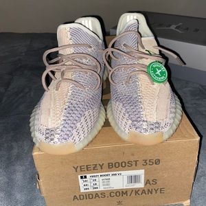 YEEZY 350 ASH PEARL